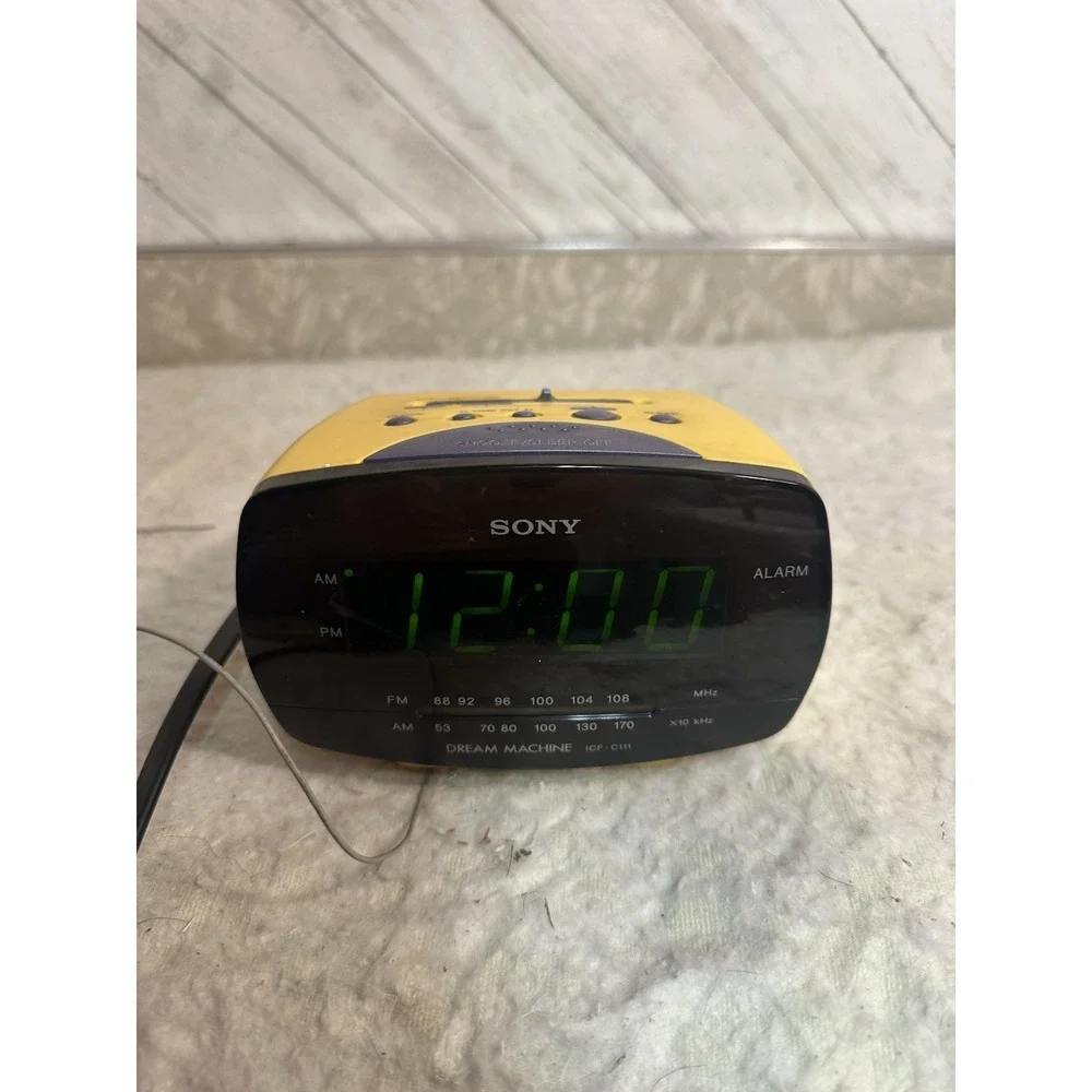 Vintage Sony Dream Machine Clock Radio Model ICF-C111 In Yellow TESTED AND WORKS